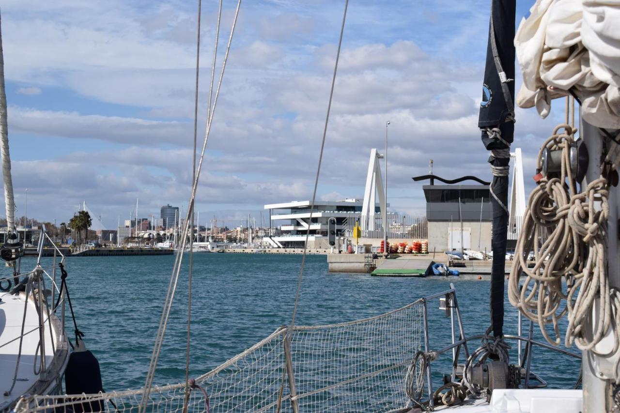 Hotel Velero En Puerto De Valencia - E&M Boats Zewnętrze zdjęcie